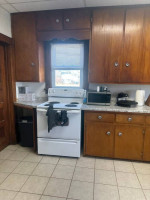 Available June 1! 4 BR, 2 Bath House for Rent 1802 Franklin