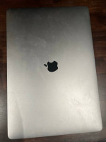 Macbook Pro 2019 I9 32gb ram 2TB HD