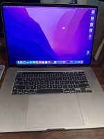Macbook Pro 2019 I9 32gb ram 2TB HD
