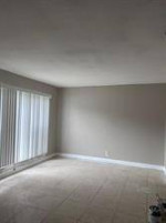 NICE TOWNHOUSE.. 3 BEDROOM, 2.5 BATHROOM