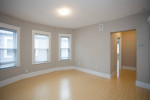 Powderhouse Modern 3BR - DW, A/C, Porch - Pets OK - Sept 1