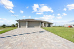 Gulf Access New Construction 3BR+Den/3BA with Pool/Spa