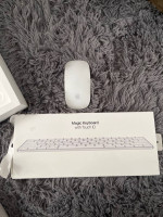 MacBook Air 15” M2 with Magic keyboard and Magic Mouse