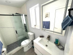 Beautifully renovated 3/2 with open kitchen, quartz countertops!