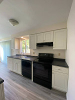 1 Cat allowed!! 2bed 1.5 bath, full basement with w/d hookup