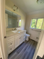 1 Cat allowed!! 2bed 1.5 bath, full basement with w/d hookup