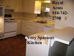 2 BR 1.5 Bath Townhouse Available for MID March