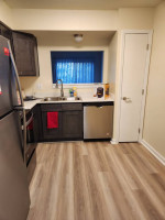 3BR 2.5 BATH Townhome -Completely Renovated!