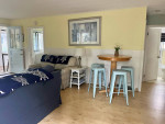 Short-Term Rental: New Silver Beach in North Falmouth