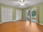 Well kept 2BR, 2Bath townhouse with open floorplan!!!