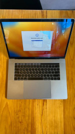 MacBook Pro 2019 15” Laptop 16gb i9 Intel