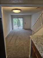 1 BED townhome. Snatch this HOT DEAL!