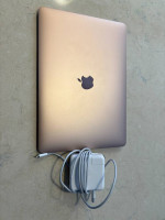 Macbook Air- 13.3 inch Rose Gold 2019
