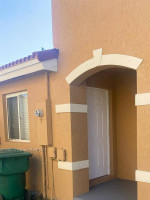 3/2 PRINCETON:  Prime Location  Great 3 Bedroom / 2