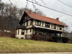 8 bed/3.5 bath Furnished House with AC and other updates June 1st Avai
