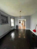 Section 8 Rent Assistance house 3 bedroom upper