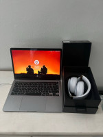 macbook pro m1 13inch with beats