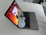 macbook pro m1 13inch with beats