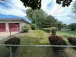 3 bed 1.5 bath WESTMORLAND HOME, Fenced Yard, W/D, Feb. 1st!