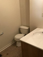 /-Beautiful 2 Bedroom and 1.5 Bath Town Home located near Liberty Park