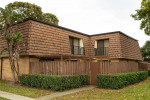 3 Beds 2.5 Baths Townhouse