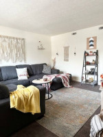2-bedroom townhouse available Mid-March!!
