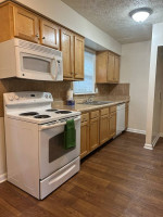 AVAILABLE TODAY!! OAK PARK TOWNHOMES