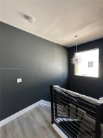 Over 2000 Sq Ft Massive Townhome in Heart of Dania