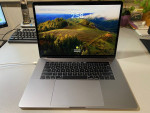Apple MacBook Pro 15" (2018)