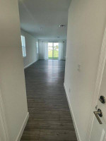LOVELY TOWNHOUSE 3/2.5 ! SS APPS ! POOL ! LAUNDRY ! IMPACT WINDPWS !