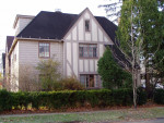 Fine Shaker 1st floor 2 bedroom garden suite