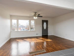 This 4 beadroom 2 barthroom This large home