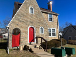 3 BR x 1.5 BA House for Rent - $800 per person