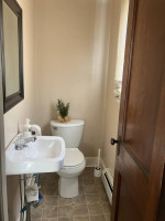 3 BR x 1.5 BA House for Rent - $800 per person