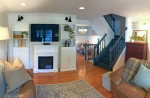 Townhouse, 2 designated parking, smoke/pet free
