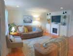 Townhouse, 2 designated parking, smoke/pet free