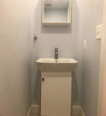 Townhouse, 2 designated parking, smoke/pet free
