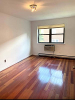 HOUSE+3BDRM+HEATHOTWATERINCLUDED+CLICKRDY2GOCLICKLIVINGRMDINING!SWEET2