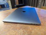 Apple MacBook Pro 15" 2018 Touchbar Six Core i7 32gb 256gb SSD