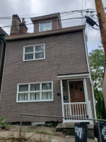 4Br Huge Southside House - Available June 1