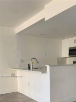 ✔ CHARTER CLUB CONDO 2/2 EDGEWATER:  Miami*Charter Club*2Nd Floor*2Bed/2Ba~Par