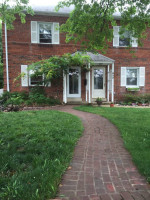 2 bedroom, 1 bath, townhouse, duplex, furnished, parking, fenced yard