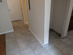 2/1 Beautiful Remodeled Unit!