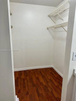 Beautiful 2 Bed, 2/1 Bath Home
