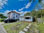 Beautiful 2 Bed, 1 Bath Single Family Home