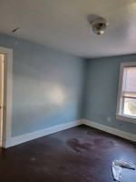 BEAUTIFULLY RENOVATED 5 ROOM SINGLE FAMILY HOUSE