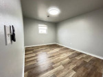 Remodeled 2br, 1ba apartment in a quiet fourplex in midtown Rogers