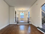 Renovated Historic Home Close to Everything! NYC Bus at corner
