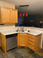 Townhome in West Glen