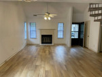 Charming 3BR/3BA Townhouse in Savannah, Available Now!